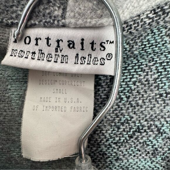 Vintage Portraits Northern isles set of blazer and skirt size small - Picture 6 of 6